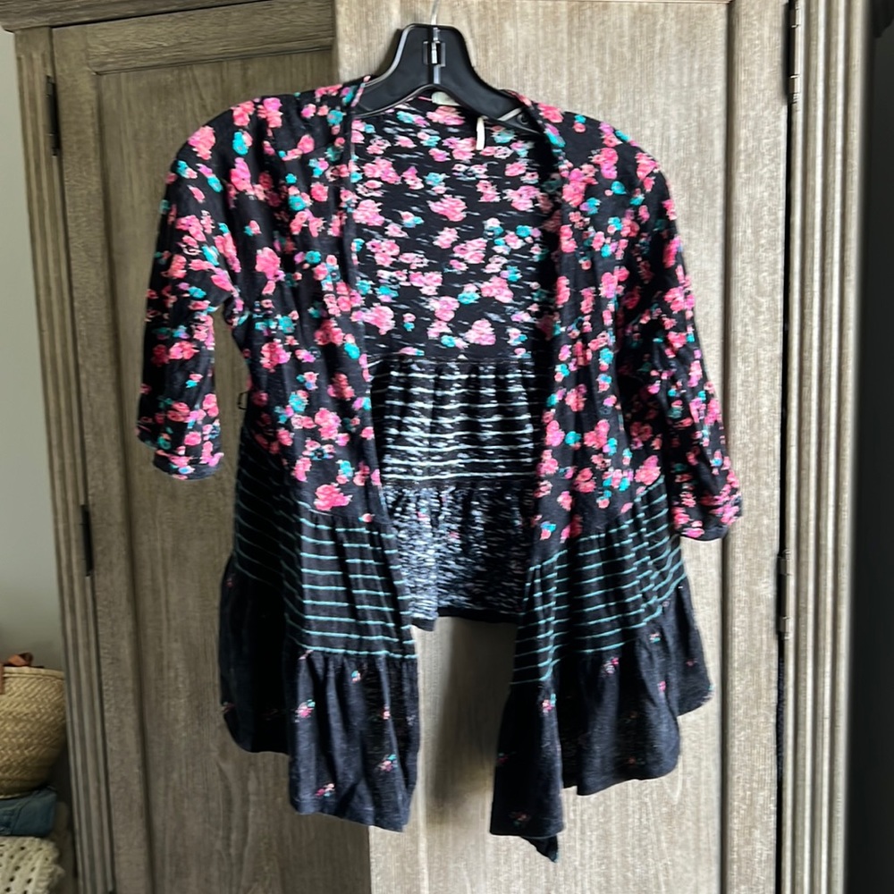 Kimchi Blue open cardigan; black floral patter; flowy